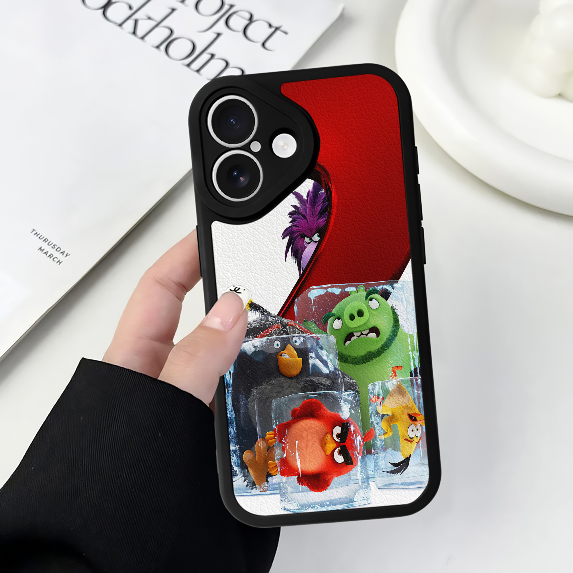 （画像用） Angry Birds アングリーバード 【iPhone 16シリーズ対応】シリコンスマホケース（レザー調） 材質：シリコン